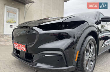 Позашляховик / Кросовер Ford Mustang Mach-E 2023 в 