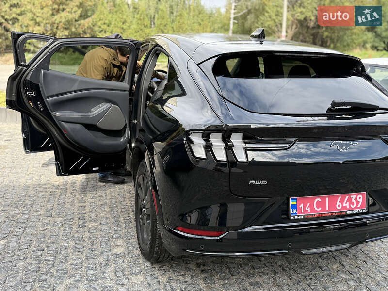 Внедорожник / Кроссовер Ford Mustang Mach-E 2023 в Львове
