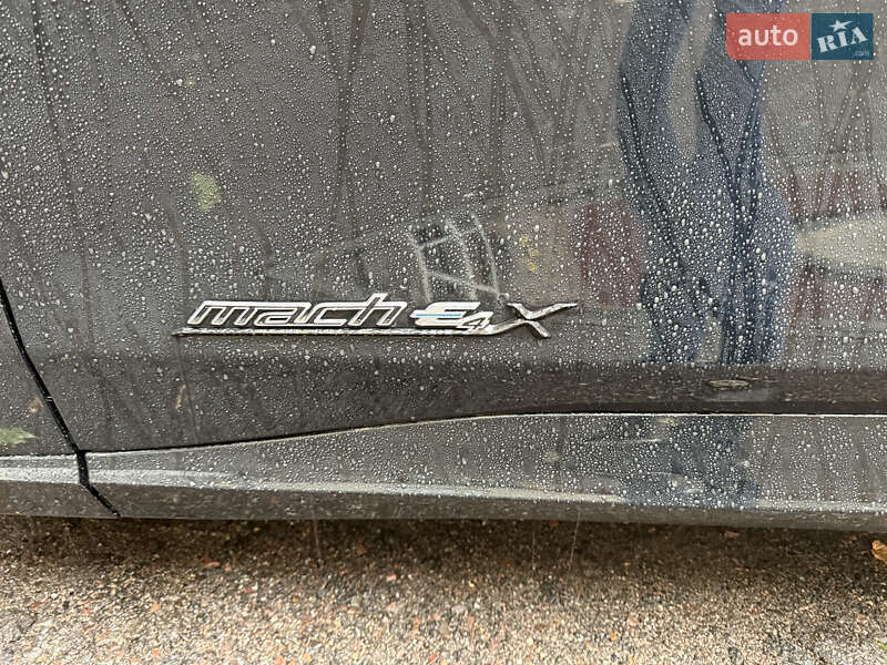 Внедорожник / Кроссовер Ford Mustang Mach-E 2023 в Львове