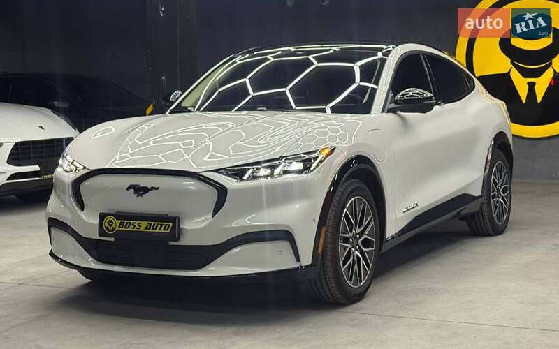 Позашляховик / Кросовер Ford Mustang Mach-E 2024 в Чернівцях