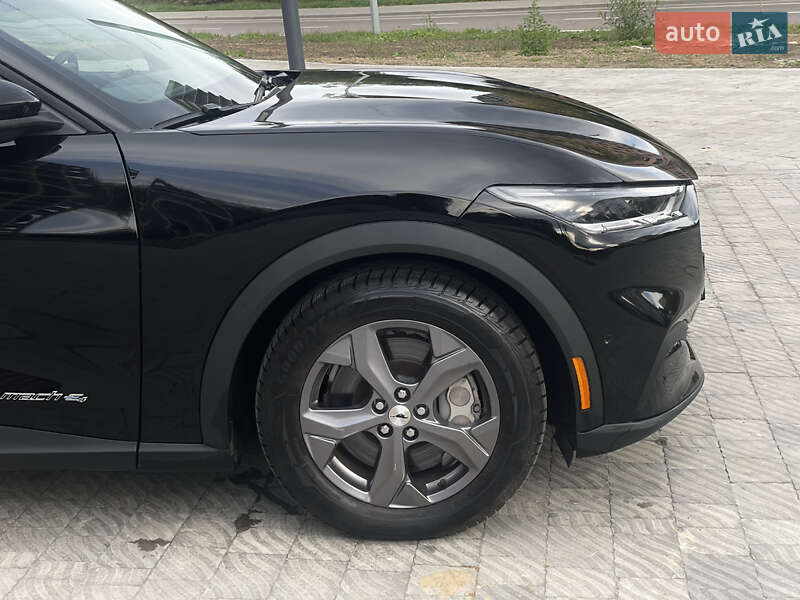 Позашляховик / Кросовер Ford Mustang Mach-E 2023 в Львові фото 13 Позашляховик / Кросовер Ford Mustang Mach-E 2023 в Львові