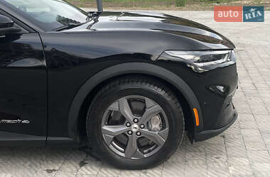Позашляховик / Кросовер Ford Mustang Mach-E 2023 в 