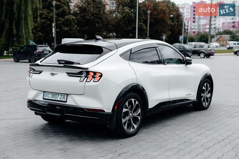 Внедорожник / Кроссовер Ford Mustang Mach-E 2022 в Луцке