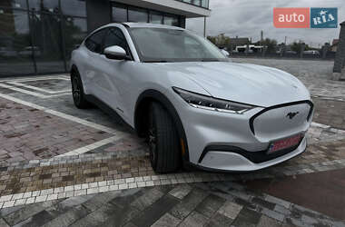 Внедорожник / Кроссовер Ford Mustang Mach-E 2021 в 