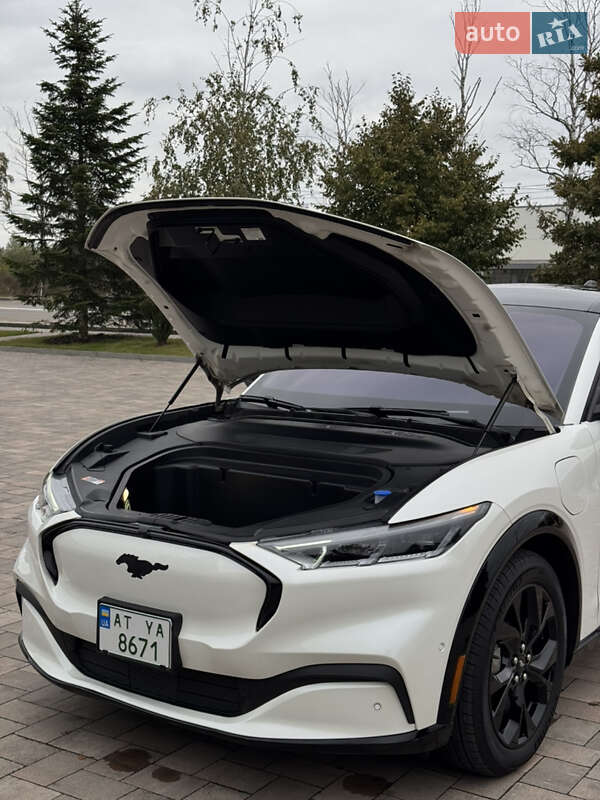 Внедорожник / Кроссовер Ford Mustang Mach-E 2023 в Ивано-Франковске