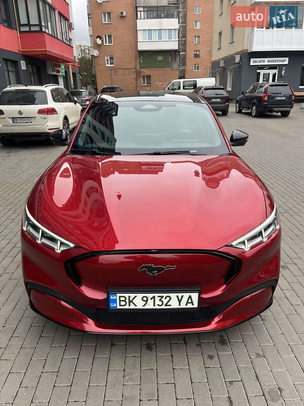 Позашляховик / Кросовер Ford Mustang Mach-E 2021 в Мукачевому