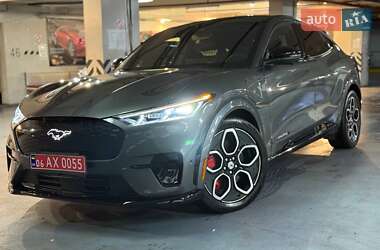 Позашляховик / Кросовер Ford Mustang Mach-E 2023 в  фото 2 Позашляховик / Кросовер Ford Mustang Mach-E 2023 в