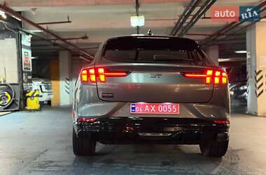 Позашляховик / Кросовер Ford Mustang Mach-E 2023 в  фото 9 Позашляховик / Кросовер Ford Mustang Mach-E 2023 в
