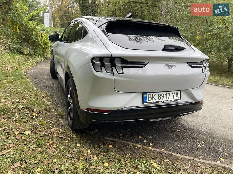 Позашляховик / Кросовер Ford Mustang Mach-E 2023 в Рівному фото 14 Позашляховик / Кросовер Ford Mustang Mach-E 2023 в Рівному