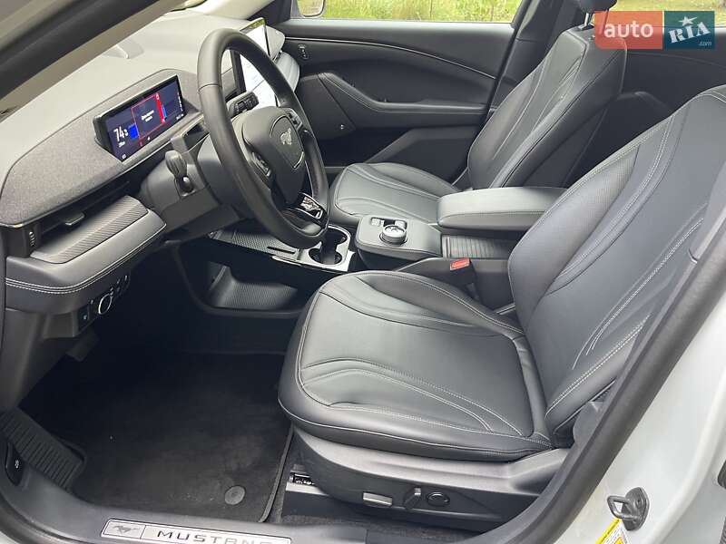 Позашляховик / Кросовер Ford Mustang Mach-E 2023 в Рівному фото 19 Позашляховик / Кросовер Ford Mustang Mach-E 2023 в Рівному