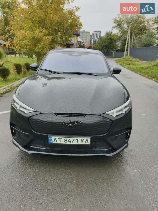Позашляховик / Кросовер Ford Mustang Mach-E 2023 в Івано-Франківську