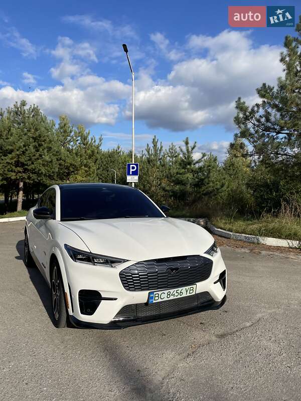 Внедорожник / Кроссовер Ford Mustang Mach-E 2022 в Золочеве фото 2 Внедорожник / Кроссовер Ford Mustang Mach-E 2022 в Золочеве