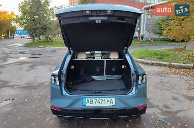 Позашляховик / Кросовер Ford Mustang Mach-E 2023 в 