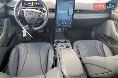 Позашляховик / Кросовер Ford Mustang Mach-E 2024 в 
