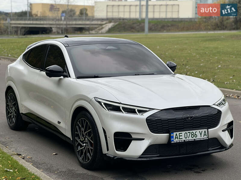 Внедорожник / Кроссовер Ford Mustang Mach-E 2022 в Киеве
