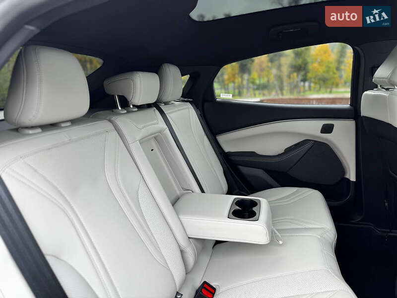 Позашляховик / Кросовер Ford Mustang Mach-E 2023 в Києві