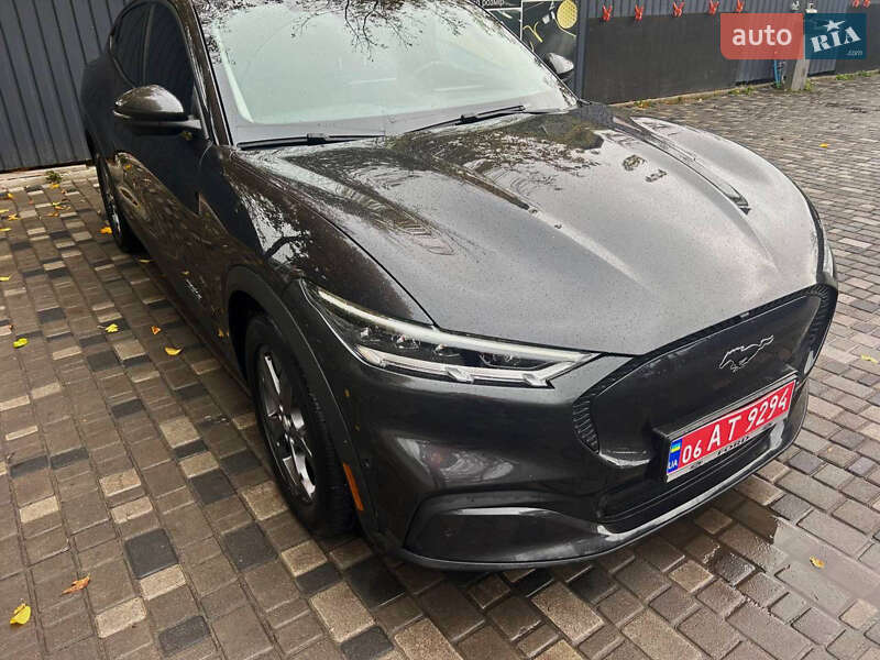 Позашляховик / Кросовер Ford Mustang Mach-E 2022 в 