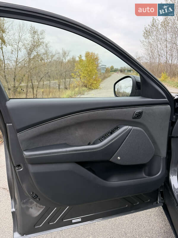 Внедорожник / Кроссовер Ford Mustang Mach-E 2023 в Киеве фото 33 Внедорожник / Кроссовер Ford Mustang Mach-E 2023 в Киеве