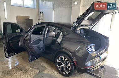 Внедорожник / Кроссовер Ford Mustang Mach-E 2022 в 