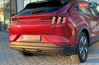 Позашляховик / Кросовер Ford Mustang Mach-E 2021 в  фото 18 Позашляховик / Кросовер Ford Mustang Mach-E 2021 в