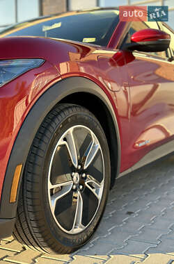 Позашляховик / Кросовер Ford Mustang Mach-E 2021 в  фото 68 Позашляховик / Кросовер Ford Mustang Mach-E 2021 в