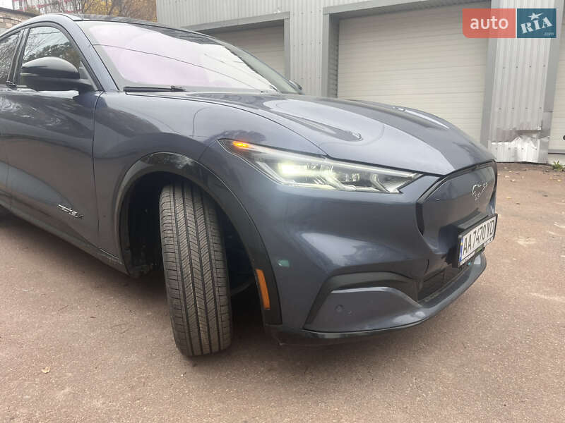 Внедорожник / Кроссовер Ford Mustang Mach-E 2020 в Киеве