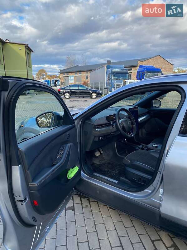 Позашляховик / Кросовер Ford Mustang Mach-E 2021 в Івано-Франківську фото 28 Позашляховик / Кросовер Ford Mustang Mach-E 2021 в Івано-Франківську