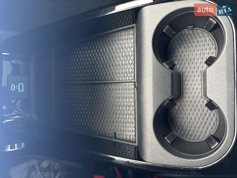 Позашляховик / Кросовер Ford Mustang Mach-E 2021 в Тернополі