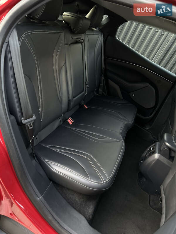 Внедорожник / Кроссовер Ford Mustang Mach-E 2021 в Ивано-Франковске