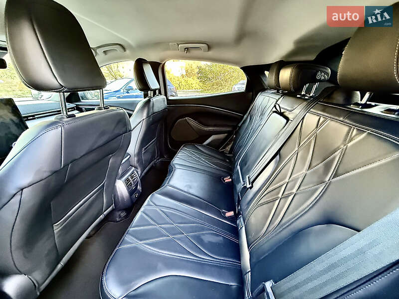 Позашляховик / Кросовер Ford Mustang Mach-E 2021 в Києві фото 35 Позашляховик / Кросовер Ford Mustang Mach-E 2021 в Києві