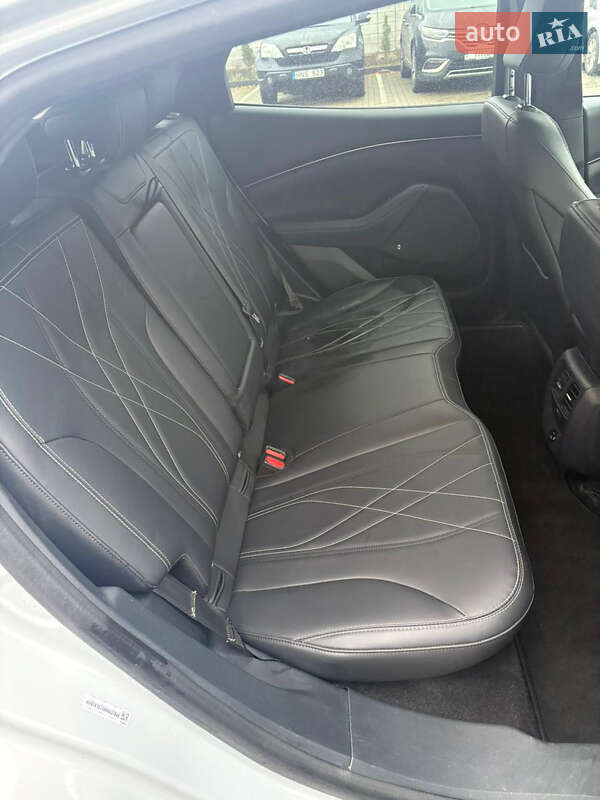 Внедорожник / Кроссовер Ford Mustang Mach-E 2021 в Ровно