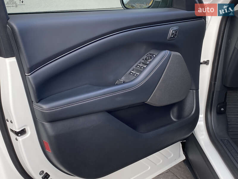 Позашляховик / Кросовер Ford Mustang Mach-E 2022 в Дрогобичі