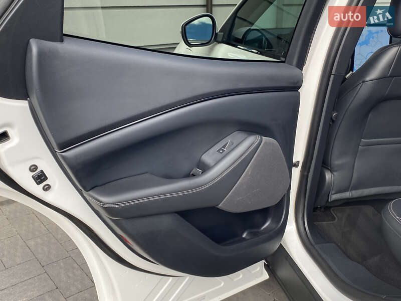 Позашляховик / Кросовер Ford Mustang Mach-E 2022 в Дрогобичі