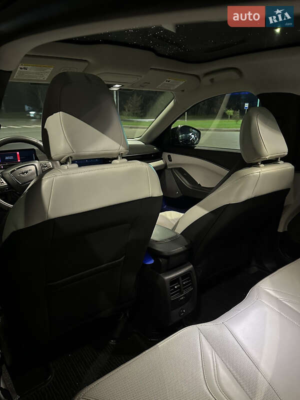 Внедорожник / Кроссовер Ford Mustang Mach-E 2023 в Луцке