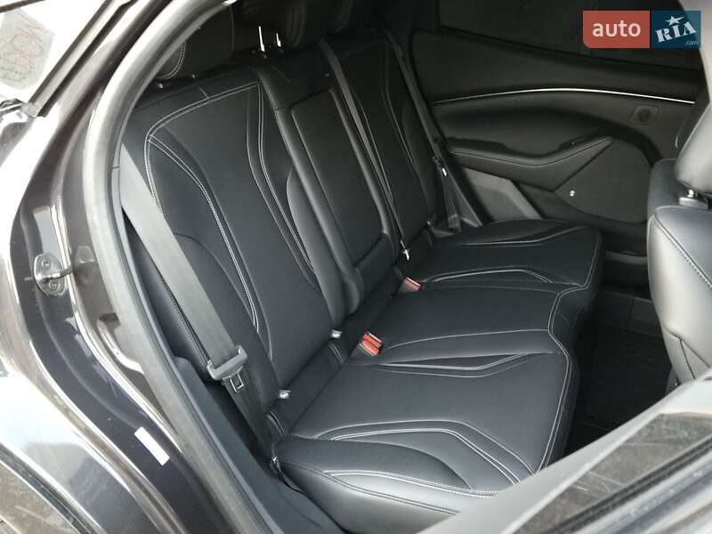 Позашляховик / Кросовер Ford Mustang Mach-E 2021 в Києві фото 15 Позашляховик / Кросовер Ford Mustang Mach-E 2021 в Києві