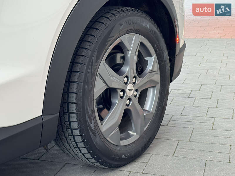 Внедорожник / Кроссовер Ford Mustang Mach-E 2022 в Дрогобыче