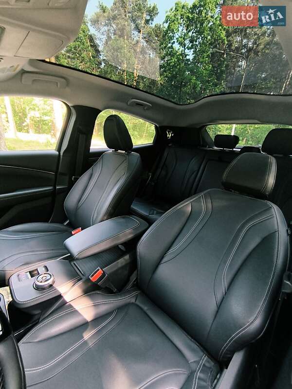 Внедорожник / Кроссовер Ford Mustang Mach-E 2023 в Львове