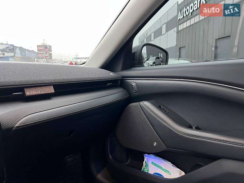 Позашляховик / Кросовер Ford Mustang Mach-E 2022 в Львові