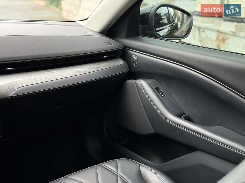 Внедорожник / Кроссовер Ford Mustang Mach-E 2021 в Тернополе фото 39 Внедорожник / Кроссовер Ford Mustang Mach-E 2021 в Тернополе