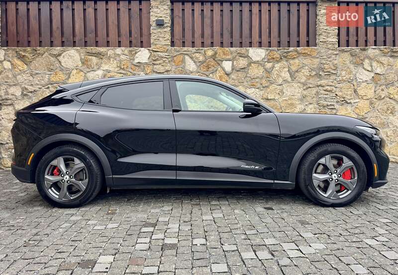 Позашляховик / Кросовер Ford Mustang Mach-E 2021 в Рівному