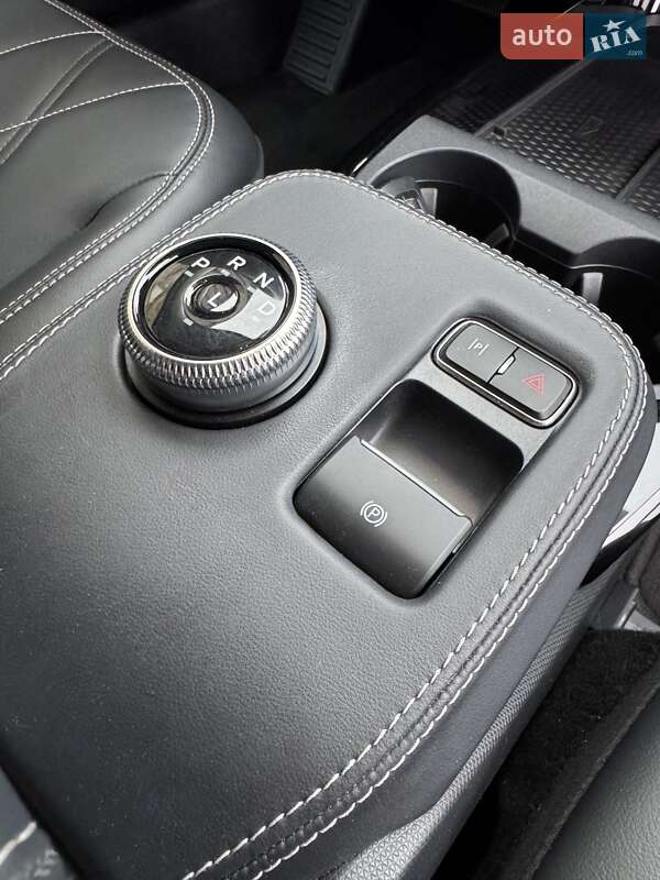 Позашляховик / Кросовер Ford Mustang Mach-E 2021 в Рівному