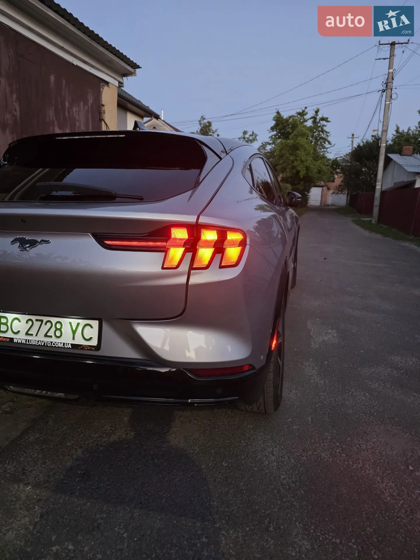 2021 Ford Mustang Mach-E - мініатюра 3