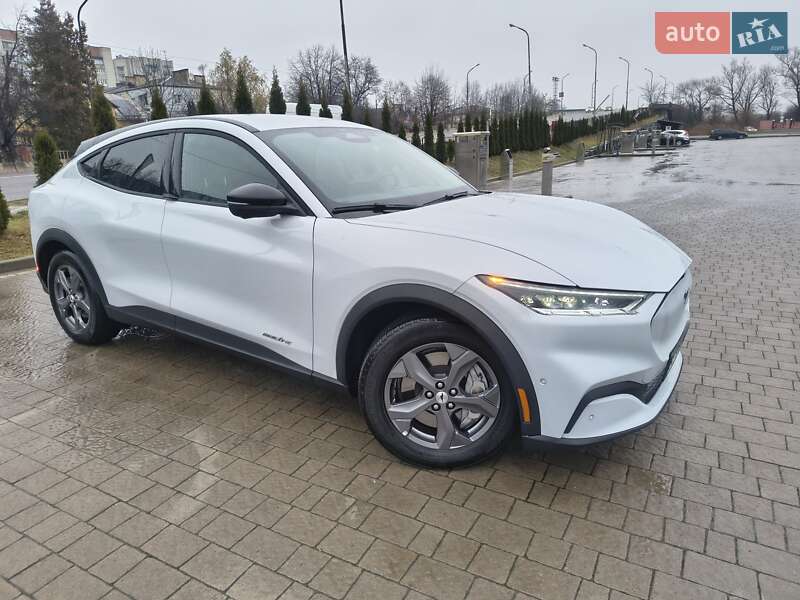 Внедорожник / Кроссовер Ford Mustang Mach-E 2023 в Дрогобыче фото 4 Внедорожник / Кроссовер Ford Mustang Mach-E 2023 в Дрогобыче