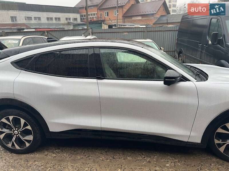 Внедорожник / Кроссовер Ford Mustang Mach-E 2022 в Львове