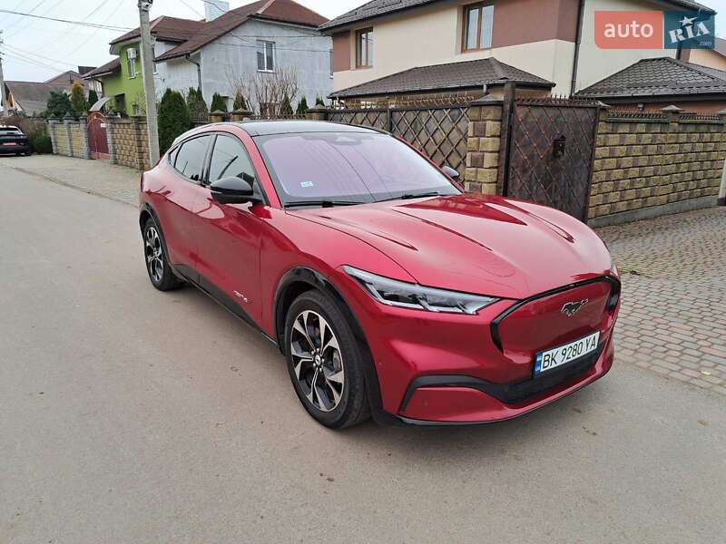 Внедорожник / Кроссовер Ford Mustang Mach-E 2020 в Ровно