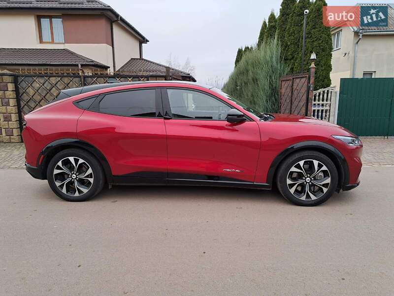 Внедорожник / Кроссовер Ford Mustang Mach-E 2020 в Ровно