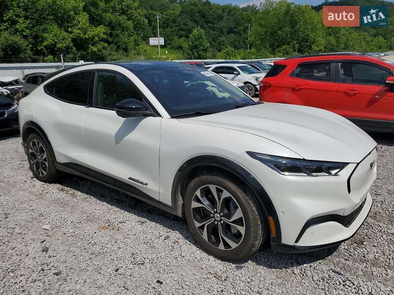 Позашляховик / Кросовер Ford Mustang Mach-E 2023 в Львові фото 4 Позашляховик / Кросовер Ford Mustang Mach-E 2023 в Львові