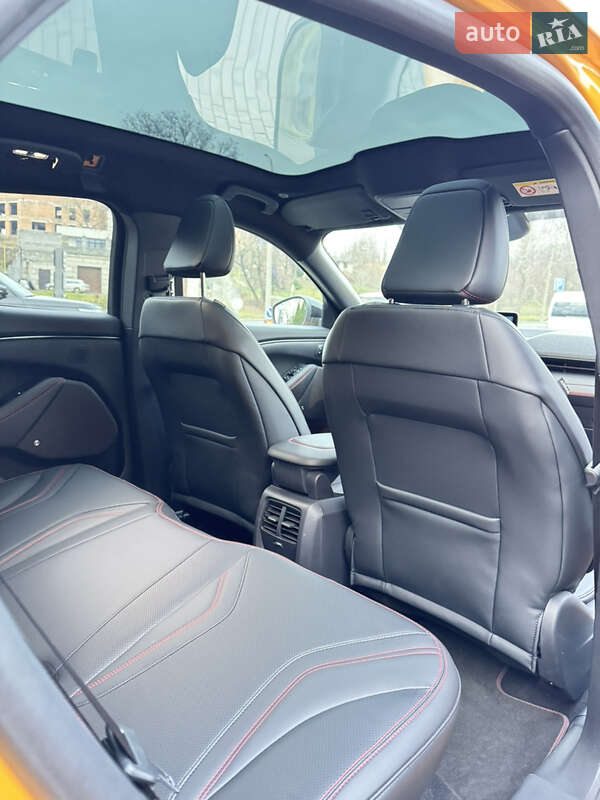 Внедорожник / Кроссовер Ford Mustang Mach-E 2022 в Ровно