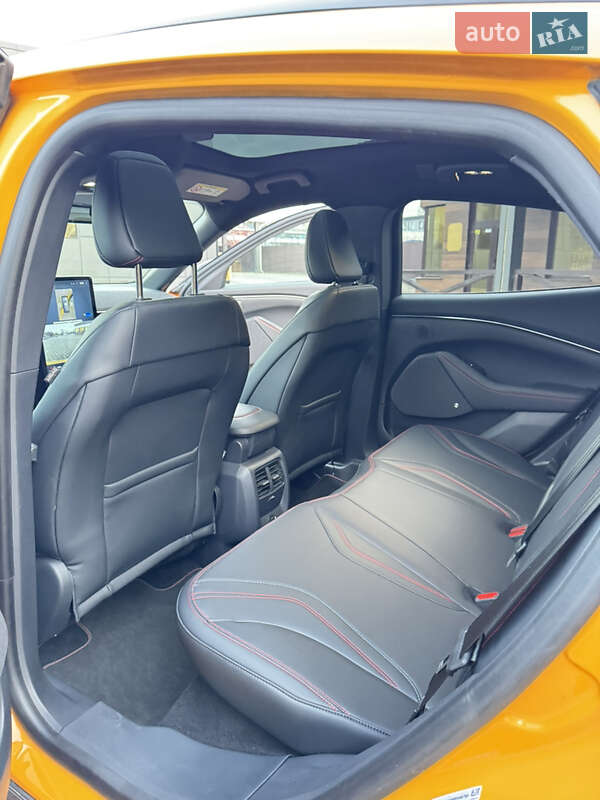Внедорожник / Кроссовер Ford Mustang Mach-E 2022 в Ровно