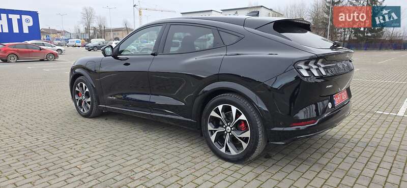 Позашляховик / Кросовер Ford Mustang Mach-E 2022 в Тернополі